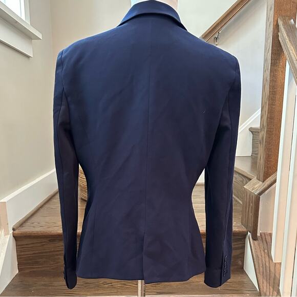BCBG Maxazria Versatile Single Button Navy Blazer Size Medium - Picture 3 of 9